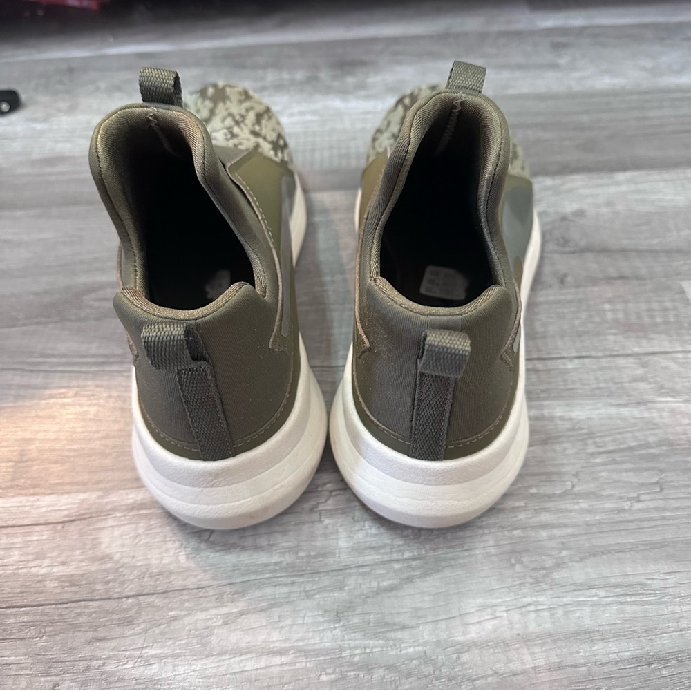 Puma Green Camouflage High-Top Sneakers - Picture 4 of 6